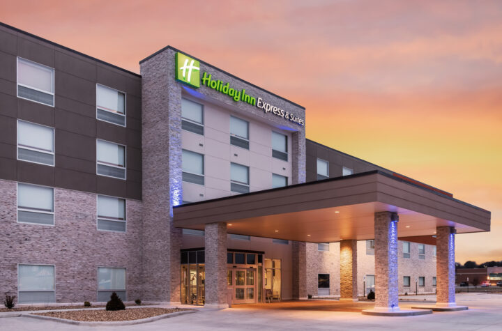 Holiday Inn Express in West Plains, MO